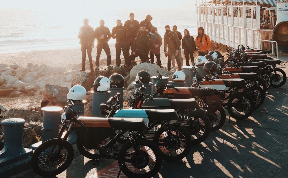 Group_Ride_Sunset_Malibu_ONYX-Motors-1